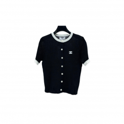 CHANEL SHORT-SLEEVED KNITTED CARDIGAN